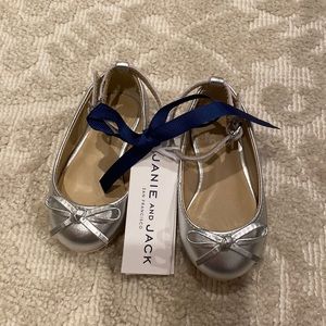 NWT Janie and Jack girls baby shoe